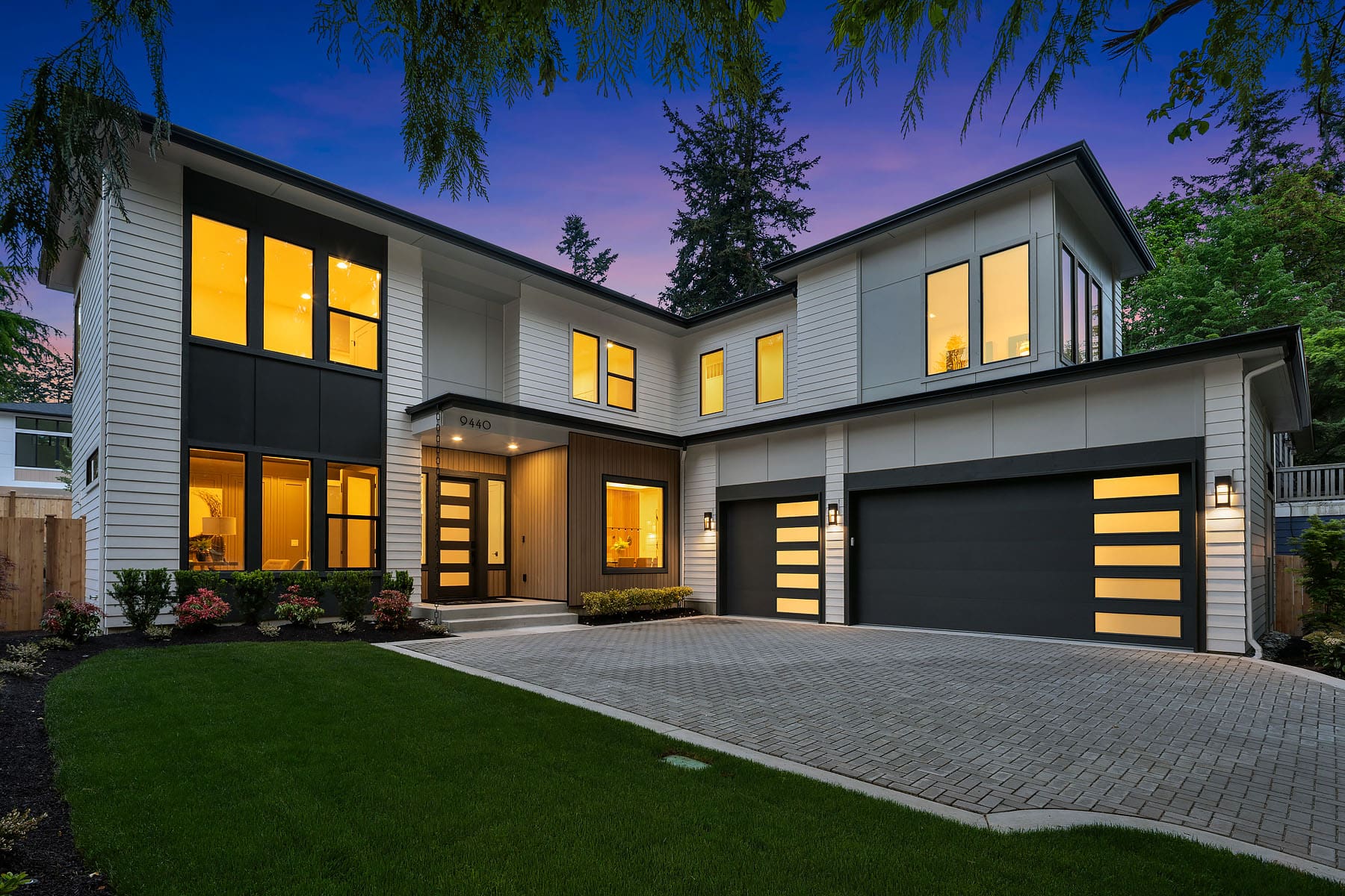 480-01-9440 114th Ave NE-Kirkland-WA-MN Custom Homes-Exterior